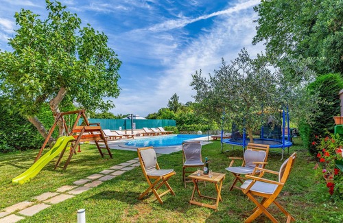 Vinkuran House | Cozy home in Pula with WiFi