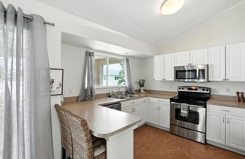 Pelican House | Cozy Home in SW Cape Coral