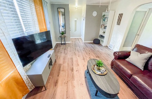 Terrace Heights House | Cozy Home In the Terrace Heights Country Club area. Pet Friendly