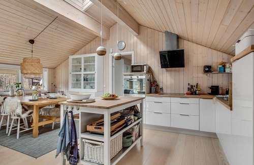 Hoensinge House | Cozy home in Vig with WiFi