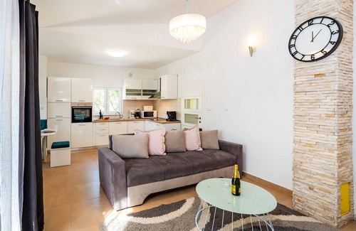 Vinjerac House | Cozy home in Vinjerac