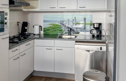 Vlagtwedde House | Cozy home in Vlagtwedde with WiFi