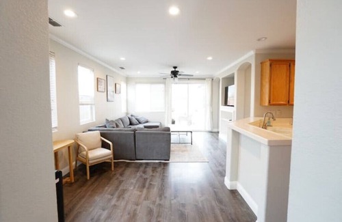 North Natomas House | Cozy Home Near Downtown Sacramento