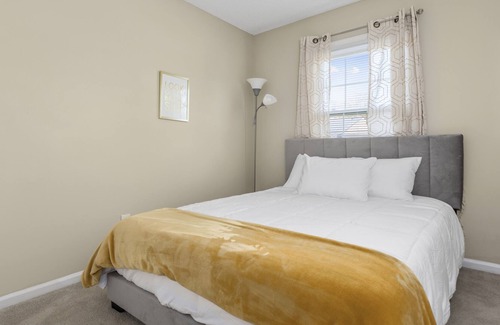 Norfolk - Virginia Beach House | Cozy Home!