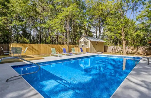 St. Martin House | Cozy Home w/Pool near Beaches Sleeps 8