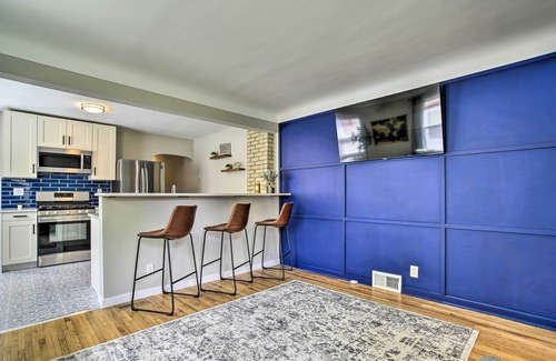 Hiawatha House | Cozy Home: WiFi, Parking, 5 Mi to Dtwn Mpls!