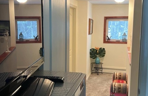 North Pole House | Cozy Homestay in North Pole, Alaska - Charming 3-bedroom house