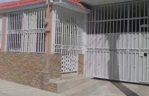 Colinas de Miramar Apartment | Cozy house near SJ w/light 24/7