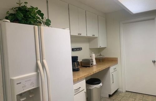 Ridge Wood Heights House | Cozy house. Only 10 minutes from the Siesta Key