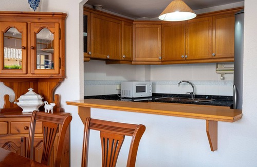Altafulla House | Cozy House with Pool, BBQ, and Sea View, 5min Walk to Beach