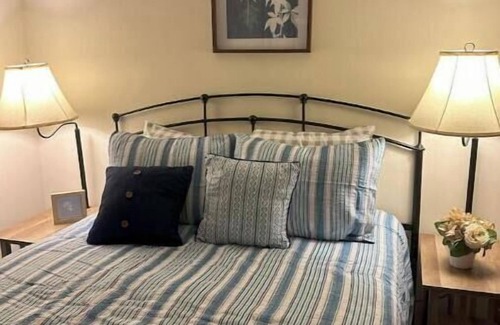 Stillwater House | Cozy in the Country no 11% Stw tax