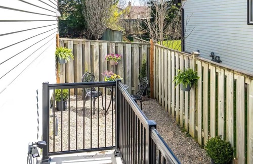 Halton Regional Municipality Apartment | Cozy Independent private Basement Apartment !n In suit Washer Dryer , Parking