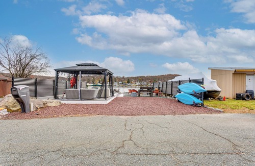 Lake Hopatcong Apartment | Cozy Lake Hopatcong Waterfront Retreat Near Marina