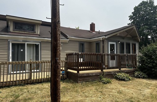Portage Lakes House | Cozy lake house, five minute walk to the lake! Perfect for a weekend getaway.