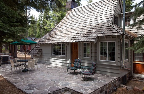 Pineland Cottage | Cozy Lake Tahoe Getaway