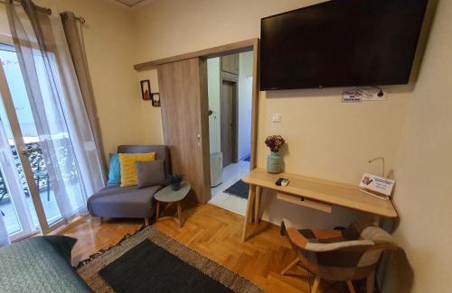 Kallithea Apartment | Cozy Little Home