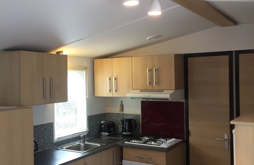 Nevez House | Cozy mobile home for 6 people with terrace/Domaine de Kerlann campsite * South Brittany