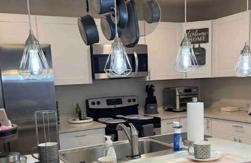 Tucson Cottage | Cozy Modern Cottage - Monte Catalina Estates -2 pools, pet-friendly!