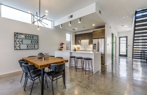 Old East Dallas House | Cozy Modern Home + Private Pool + Central Dallas Location