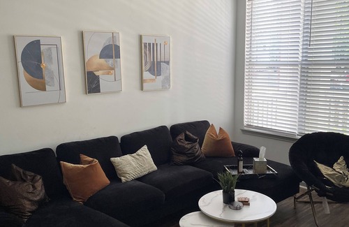 North Decatur Apartment | COZY MODERN METRO ATL/NORTH DECATUR CONDO