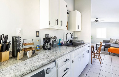 Brook Creek House | Cozy Modern Ranch Style Home