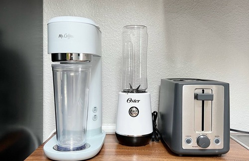 Loveland Apartment | Cozy, modern suite in the heart of Loveland Colorado.