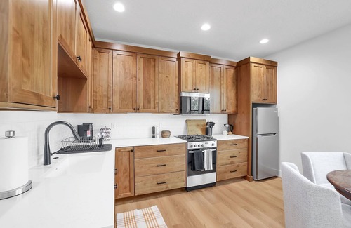 Donnelly House | Cozy Mother In-Law Suite near Lake Cascade