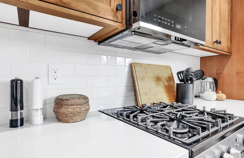 Donnelly House | Cozy Mother In-Law Suite near Lake Cascade