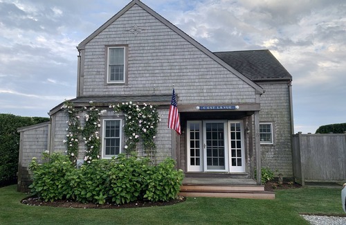 Tom Nevers House | Cozy Nantucket Beach Front Cottage Beautifully Decorated And Furnished