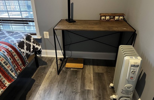 Sterling House | Cozy Oasis, 6 Miles from IAD, 25 Miles from Washington DC