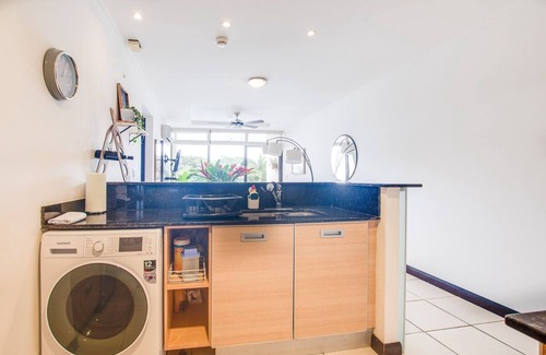 Santa Ana Apartment | Cozy Oasis:resort like swimming pool, Gym, Air condition, balcony with nice view