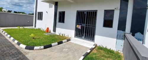 Ofin Apartment | Cozy One Bed Studio Apartment Unit