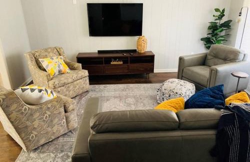 Winona House | Cozy, Peaceful, and Relaxing!