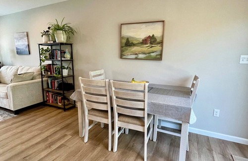 Tyrone House | Cozy, peaceful home close to: PSU Football/State College/Altoona/Raystown Lake.