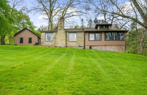 Bakerstown House | Cozy Peaceful Retreat!