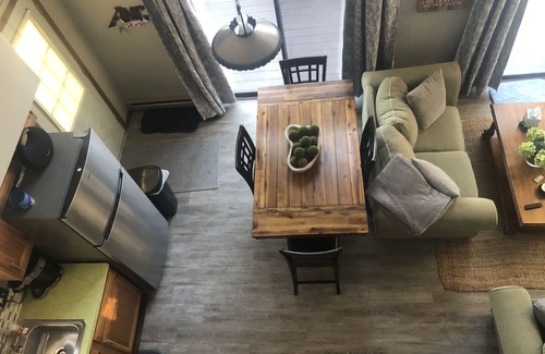 Hamlin House | Cozy Pocono Chalet in Gated Community