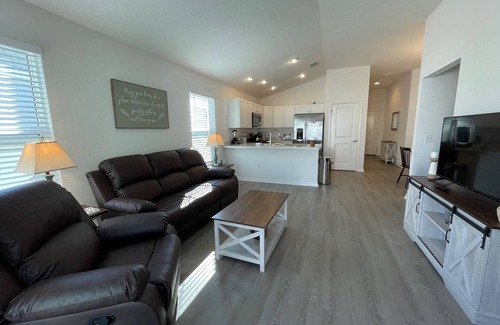 Sumter County House | Cozy Retreat Near Sawgrass Market & Brownwood Paddock Square!