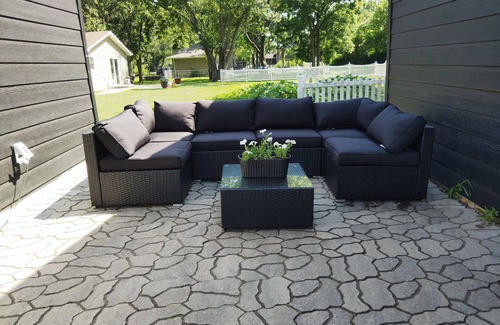Chesterton House | Cozy Retreat w/Hot tub Indiana dunes Beaches Trails