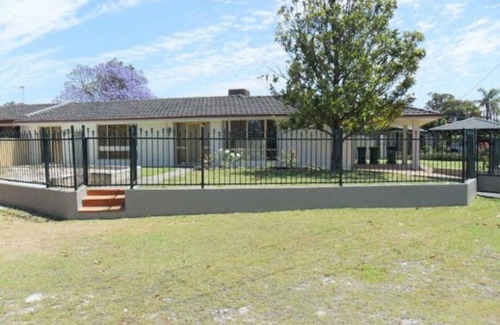 Morley House | cozy room close Perth city