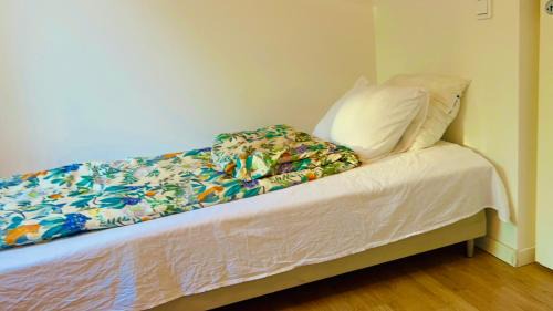 Eslov House | Cozy room with two single bed in near by Eslöv station