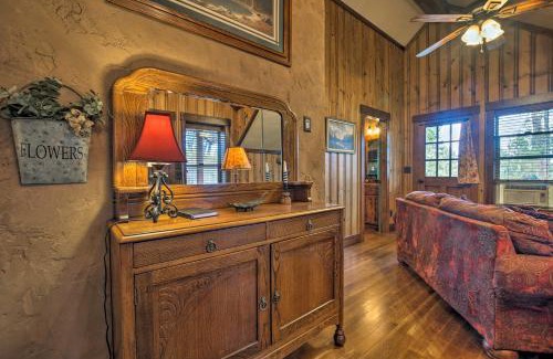 Ruidoso House | Cozy Ruidoso Cottage with Deck - 10 Min to Village!