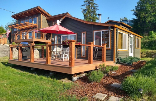 Diamond Point Cabin | Cozy, Salt Water View, Olympic Peninsula Cabin