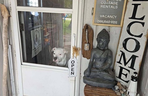 Oscoda Cottage | Cozy Sandpiper Cottage on Great Lake Huron