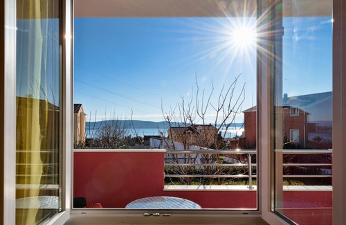 Kastel Sucurac Apartment | Cozy Sea View Apartment Marinely with big garden and BBQ