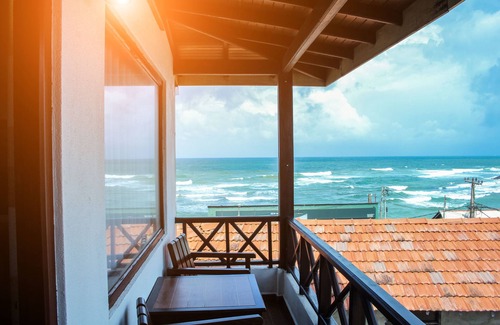 Hikkaduwa Apartment | Cozy Sea View Inn