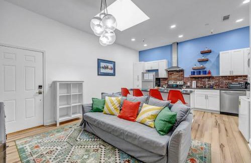 Springfield Apartment | Cozy SMB Themed Apt in the Heart of Historic SPR