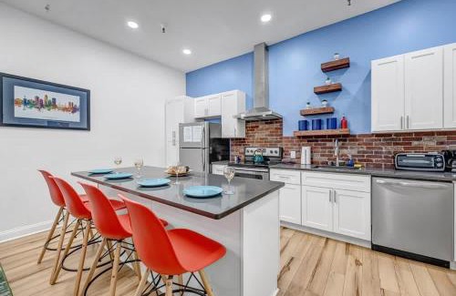 Springfield Apartment | Cozy SMB Themed Apt in the Heart of Historic SPR