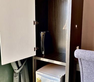 Miri Apartment | Cozy Soho #1 by TwoKeys