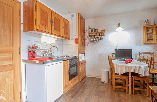 Aussois Apartment | Cozy studio 3 ppl, mountain view in Aussois