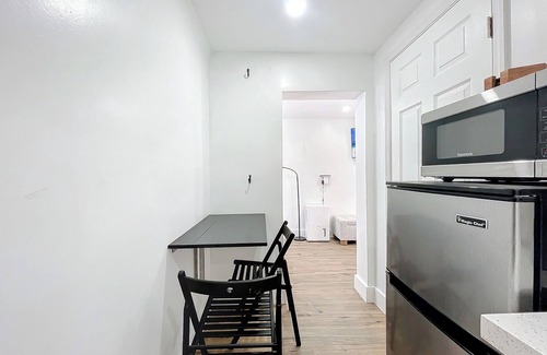 Edgewood Apartment | Cozy Studio Apartment with BBQ Grill Minutes from Fort Lauderdale Airport